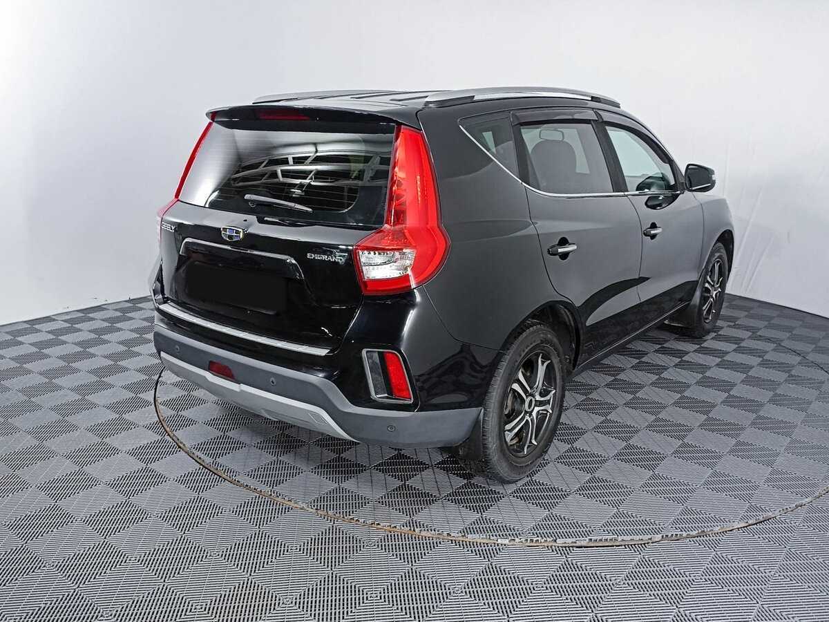 Geely Emgrand X7 2018 года с пробегом. Фото: #4