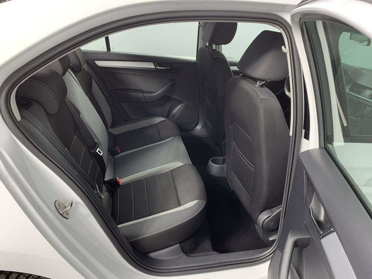 Skoda Rapid 2019 года с пробегом. Фото: #15