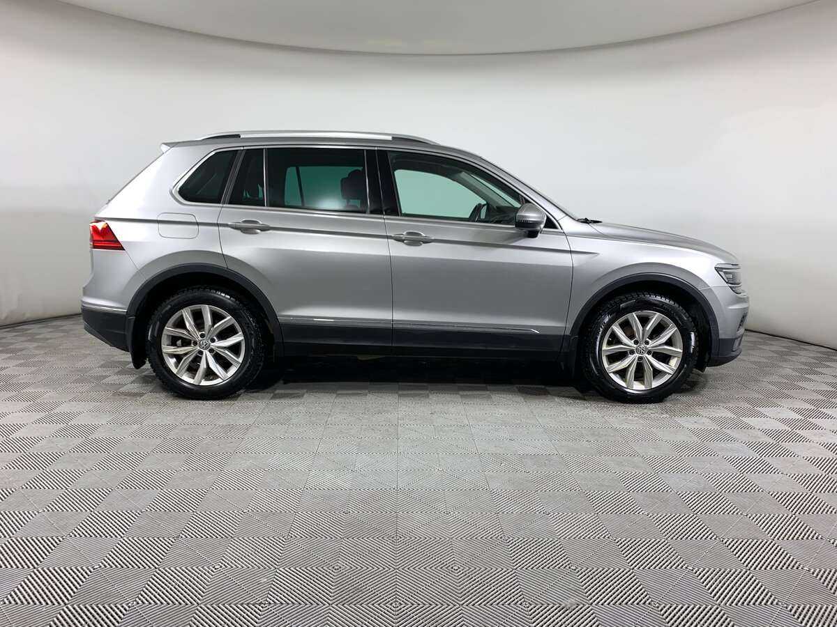 Volkswagen Tiguan 2018 года с пробегом. Фото: #2