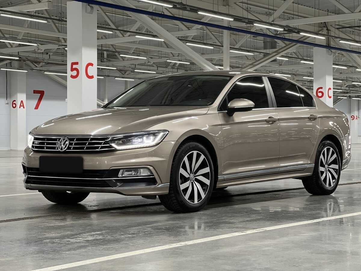 Volkswagen Passat 2016 года с пробегом. Фото: #0