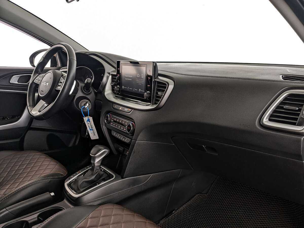 Kia Ceed 2021 года с пробегом. Фото: #8