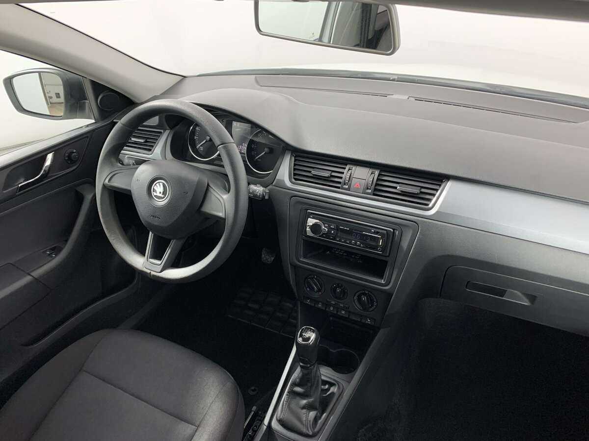 Skoda Rapid 2017 года с пробегом. Фото: #10
