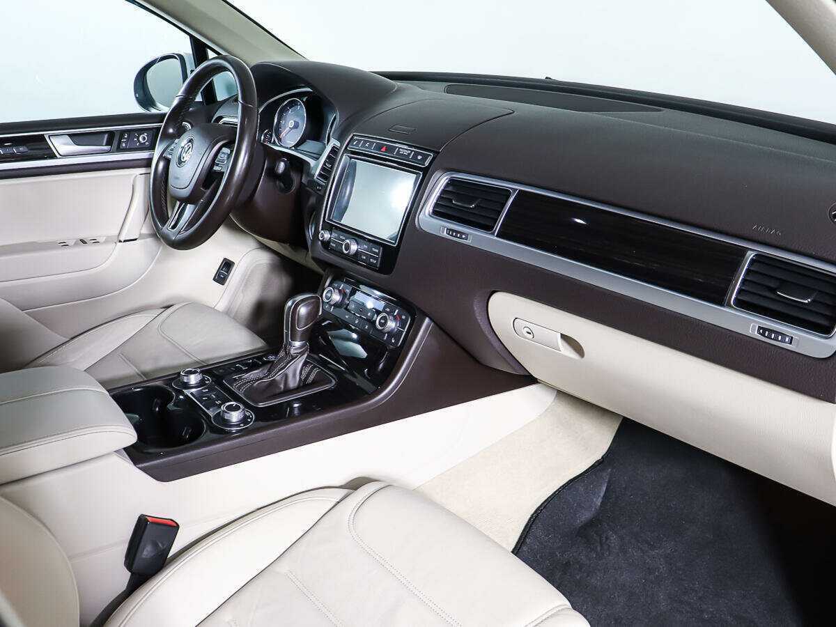 Volkswagen Touareg 2014 года с пробегом. Фото: #8