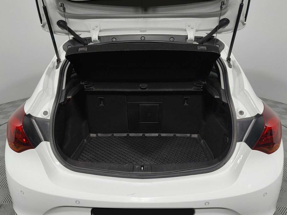 Opel Astra 2014 года с пробегом. Фото: #7