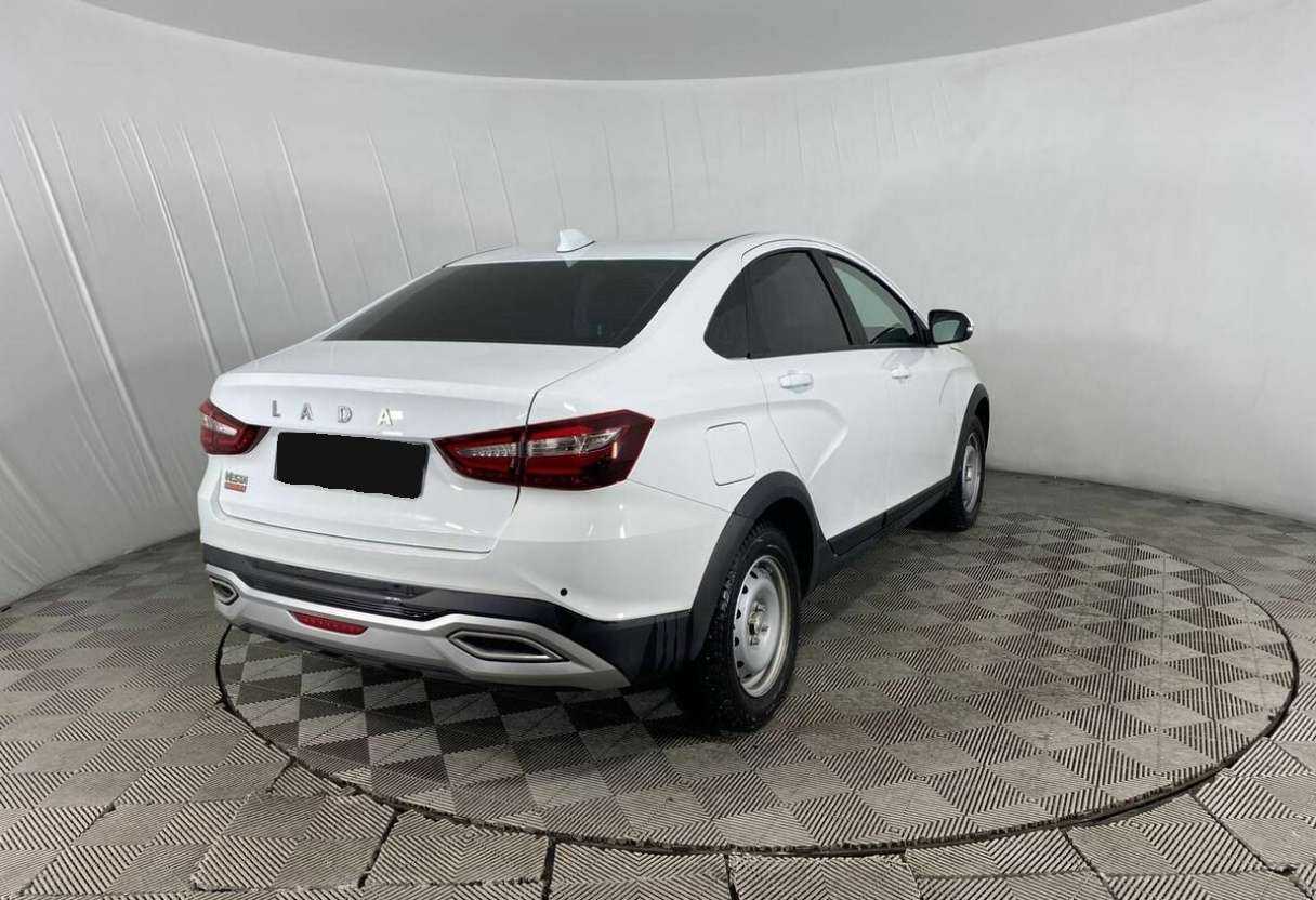 Lada (ВАЗ) Vesta 2023 года с пробегом. Фото: #4