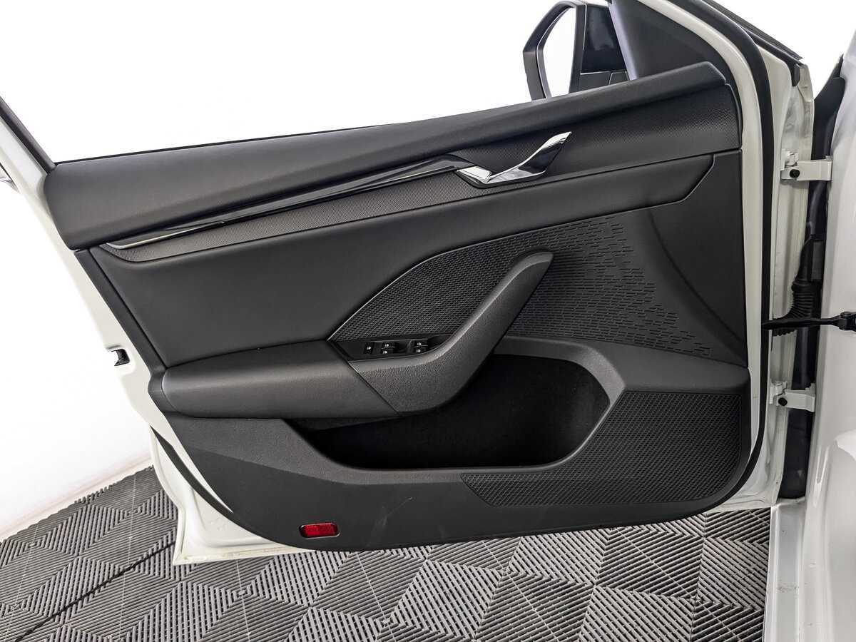 Skoda Octavia 2021 года с пробегом. Фото: #13