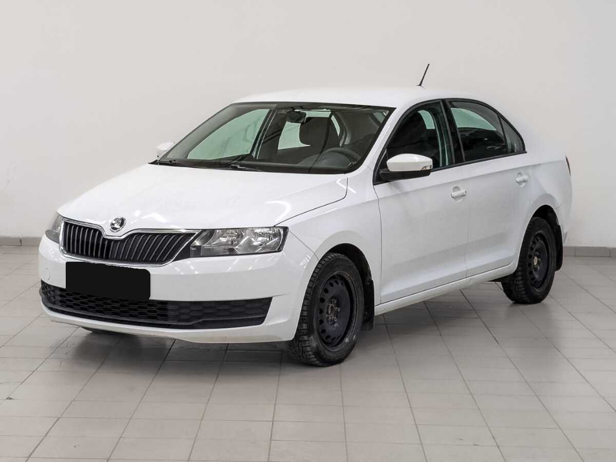 Skoda Rapid 2017 года с пробегом. Посмотреть фото