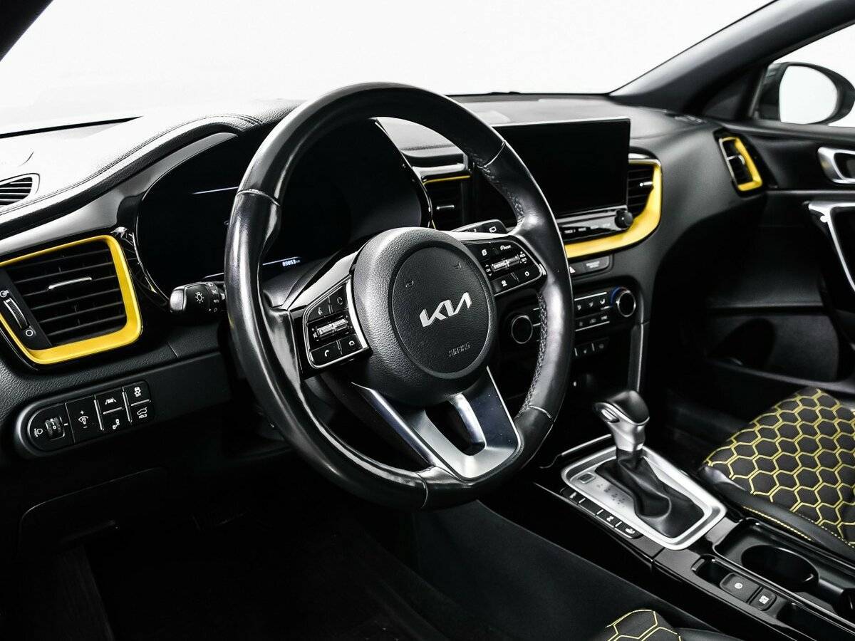 Kia XCeed 2021 года с пробегом. Фото: #12