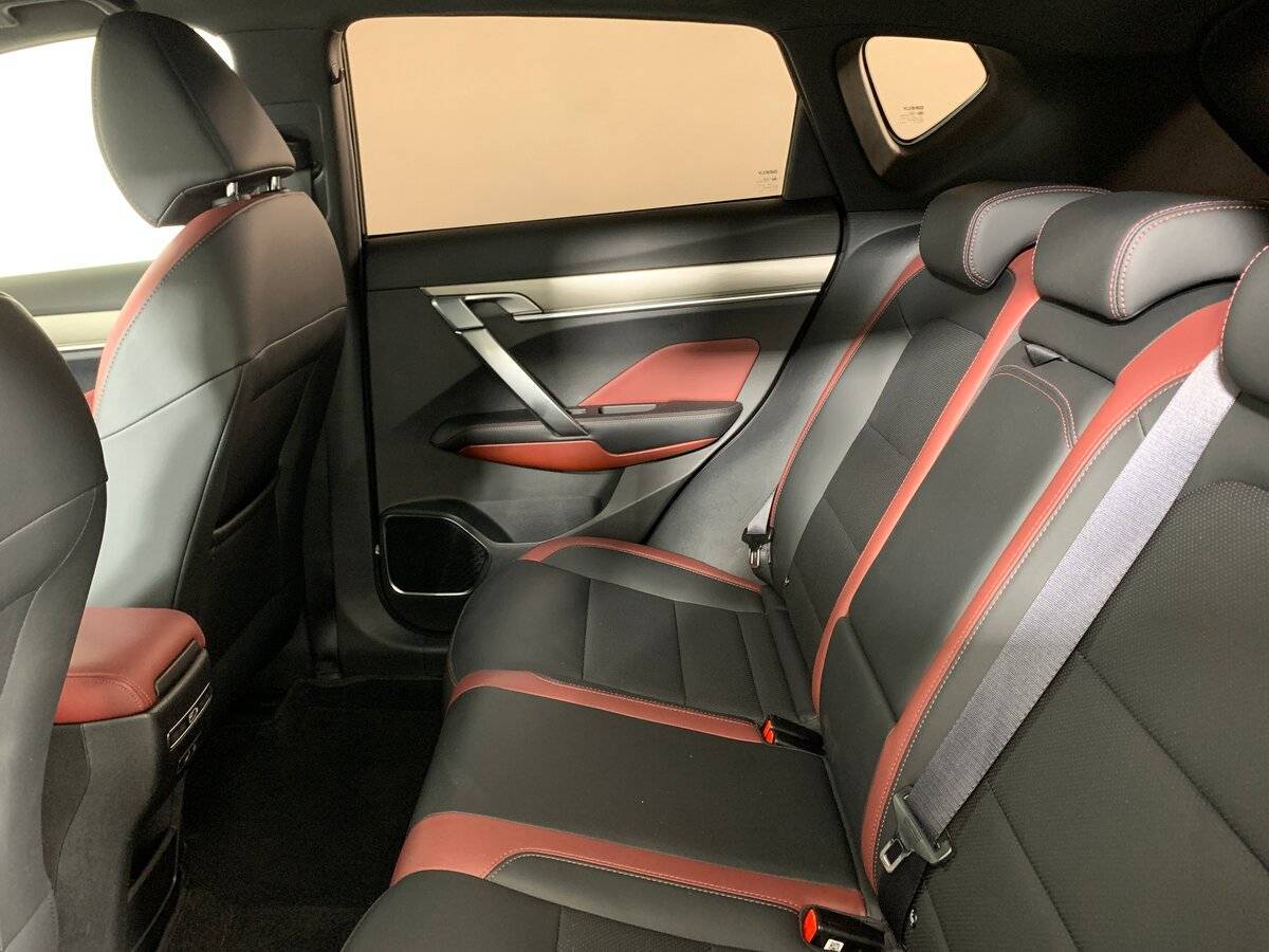 Geely Coolray 2021 года с пробегом. Фото: #18