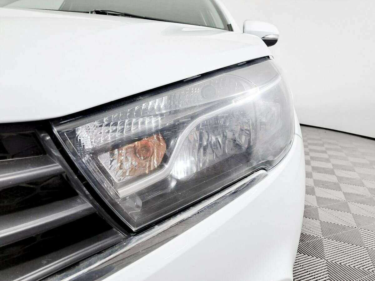 Lada (ВАЗ) Vesta 2019 года с пробегом. Фото: #14