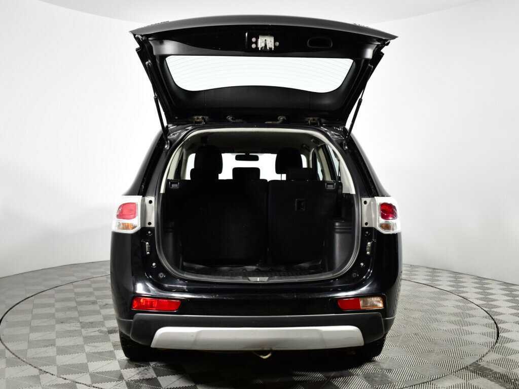 Mitsubishi Outlander 2014 года с пробегом. Фото: #14