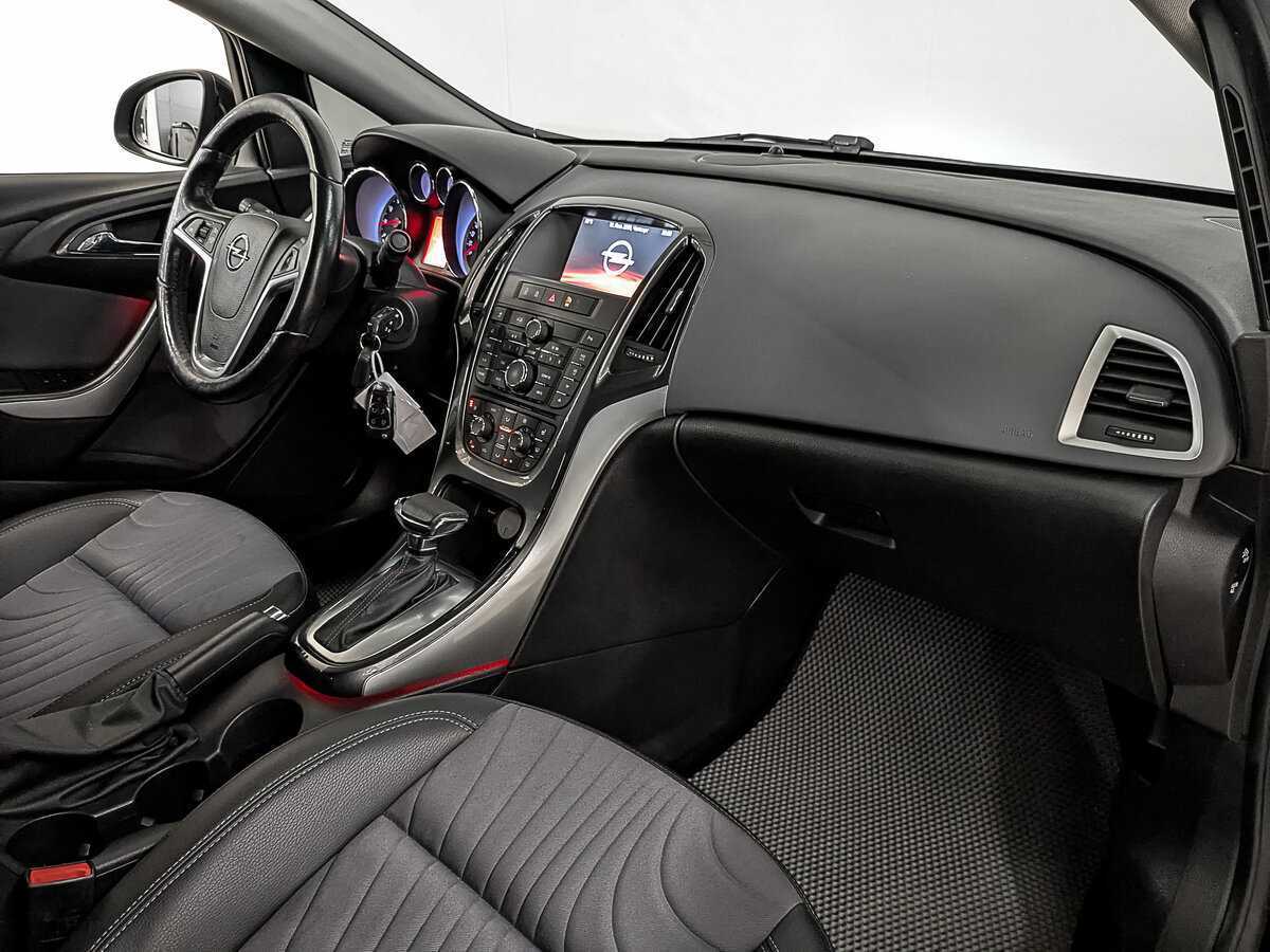 Opel Astra 2014 года с пробегом. Фото: #10