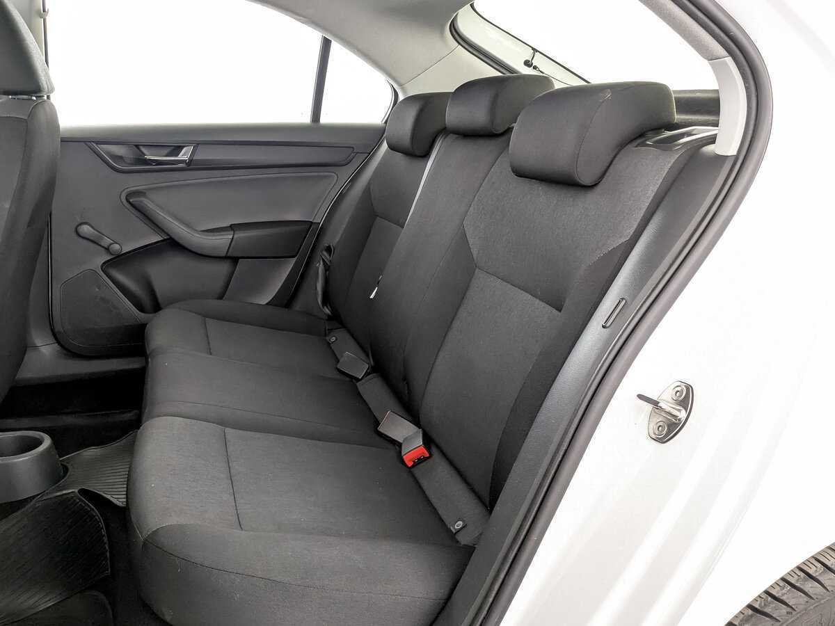 Skoda Rapid 2017 года с пробегом. Фото: #11