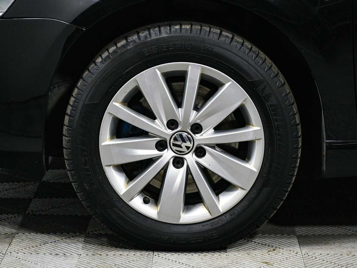 Volkswagen Passat 2013 года с пробегом. Фото: #13