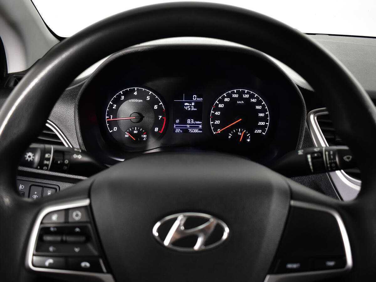 Hyundai Solaris 2021 года с пробегом. Фото: #8