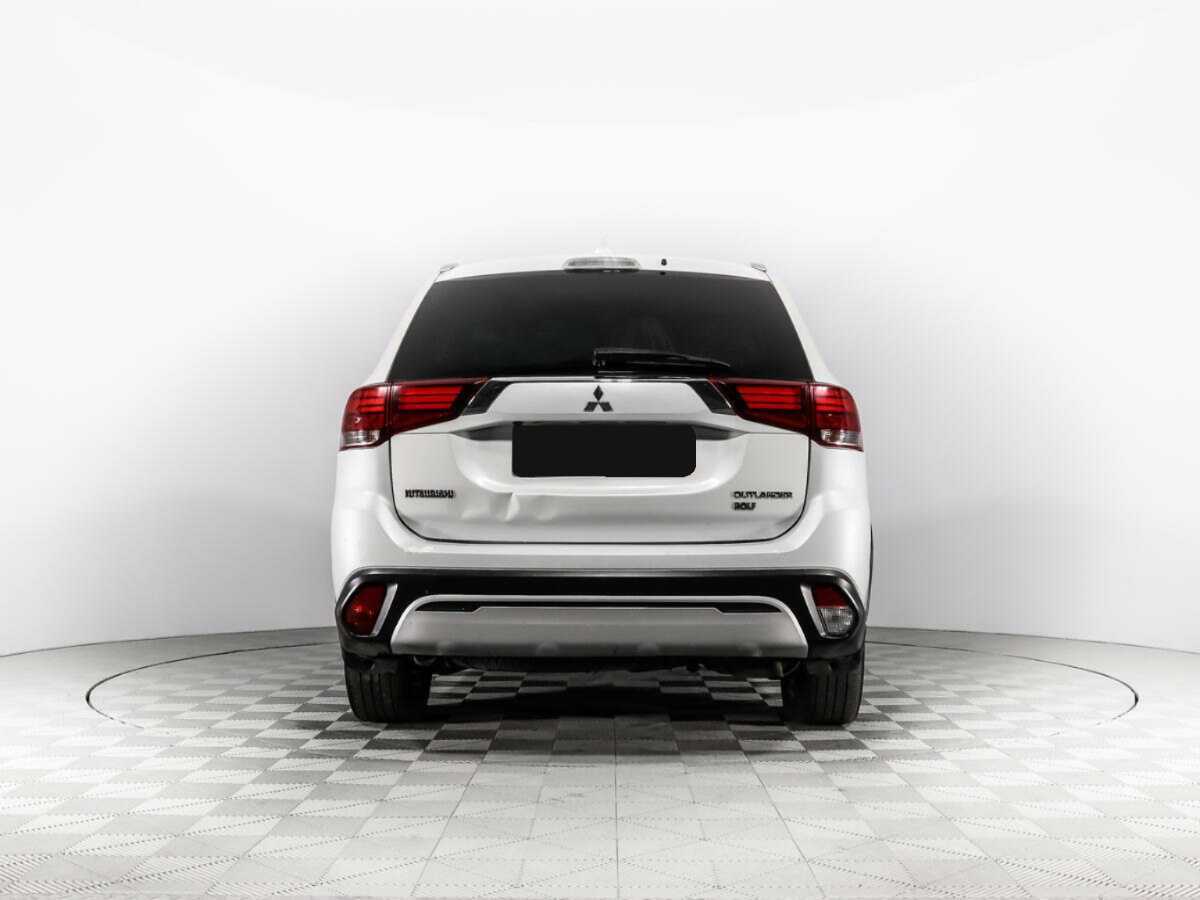 Mitsubishi Outlander 2020 года с пробегом. Фото: #5