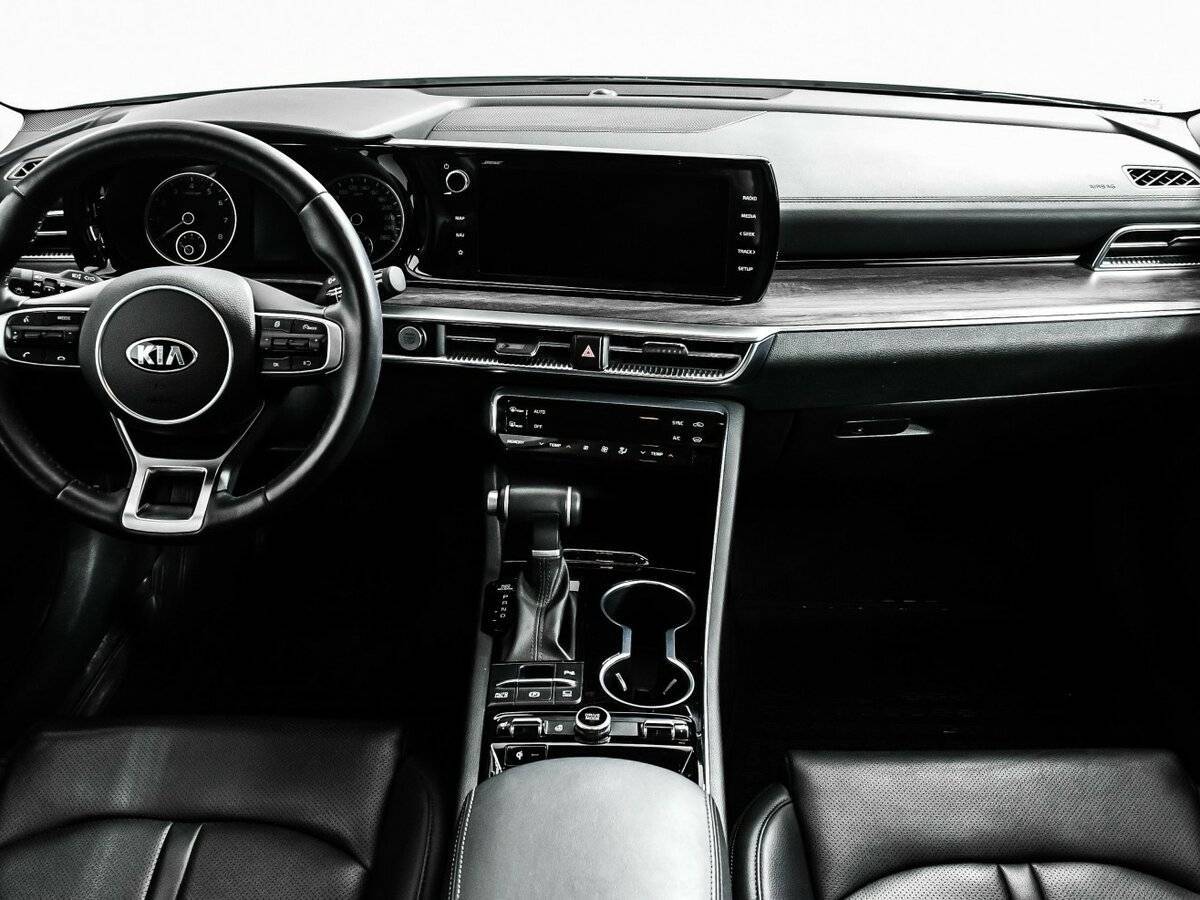 Kia K5 2020 года с пробегом. Фото: #10