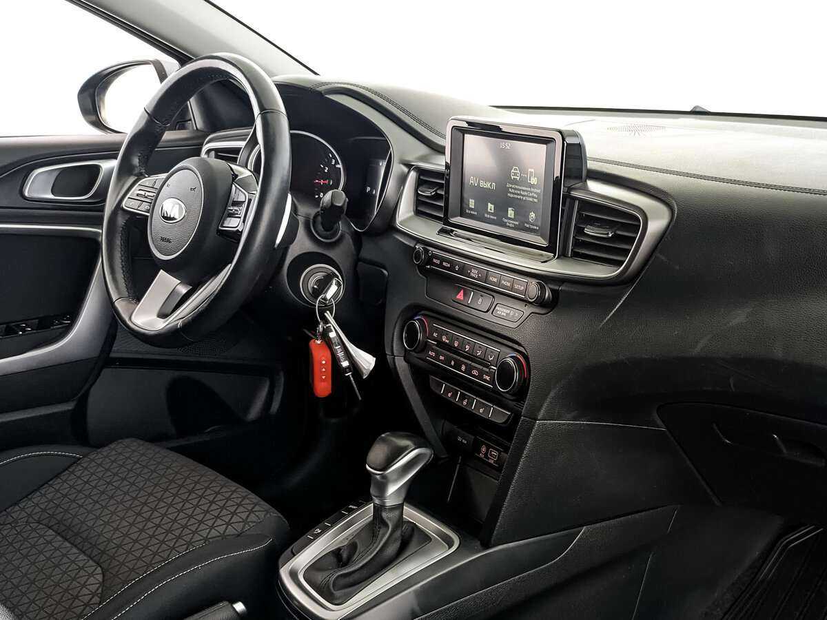 Kia Ceed 2019 года с пробегом. Фото: #8
