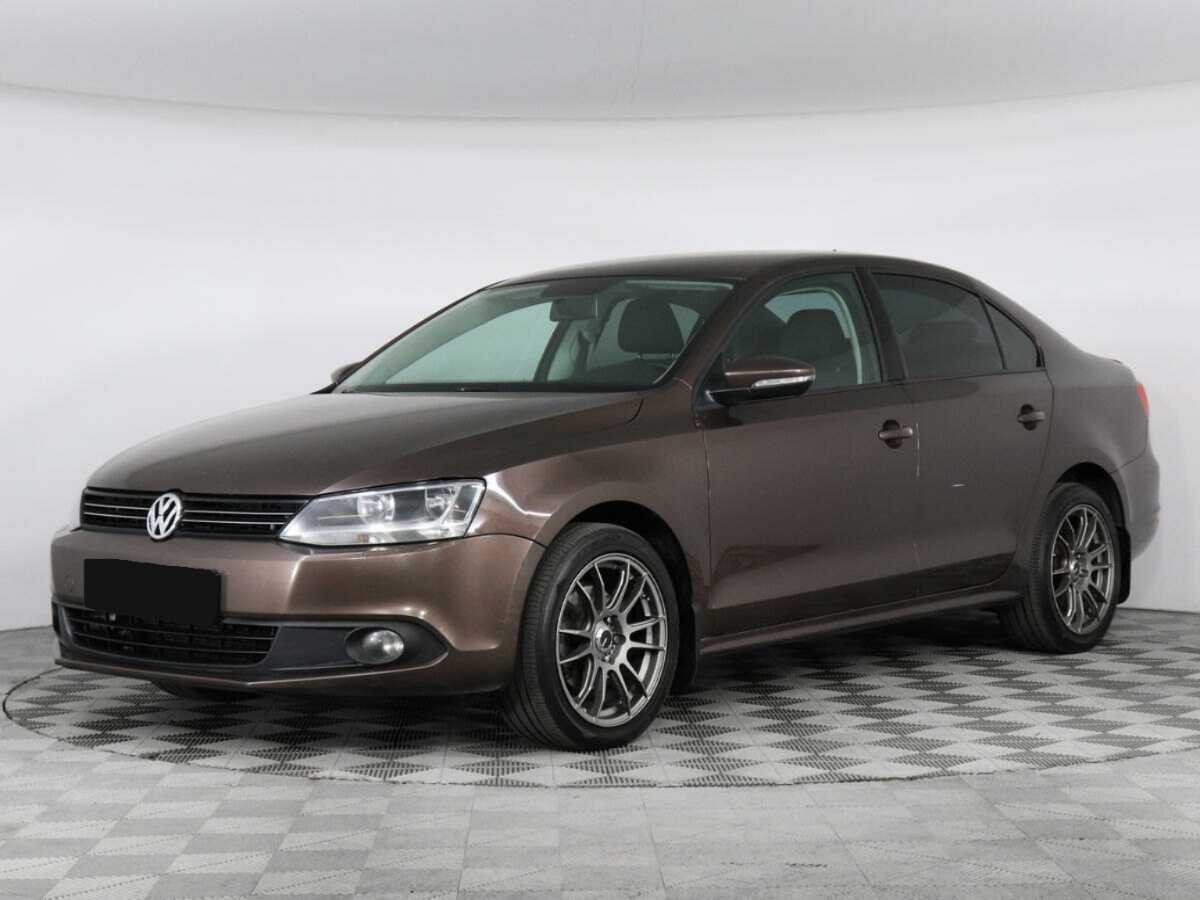 Volkswagen Jetta 2014 года с пробегом. Посмотреть фото