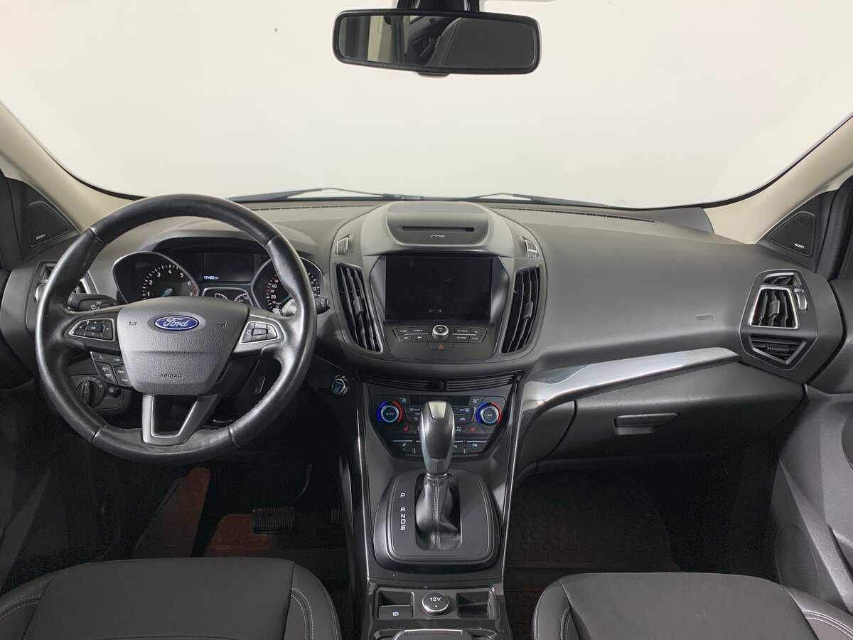 Ford Kuga 2017 года с пробегом. Фото: #12