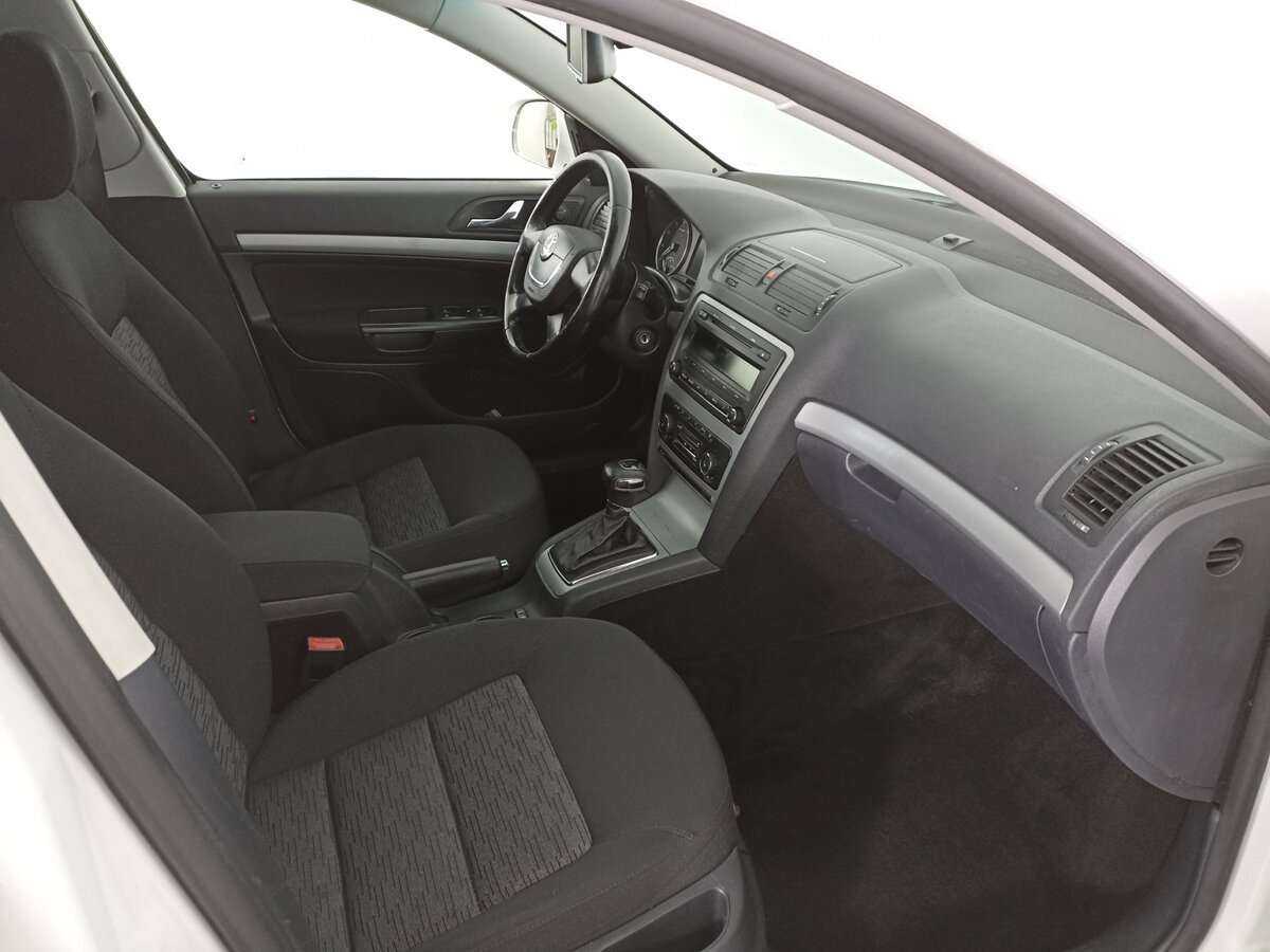 Skoda Octavia 2012 года с пробегом. Фото: #10