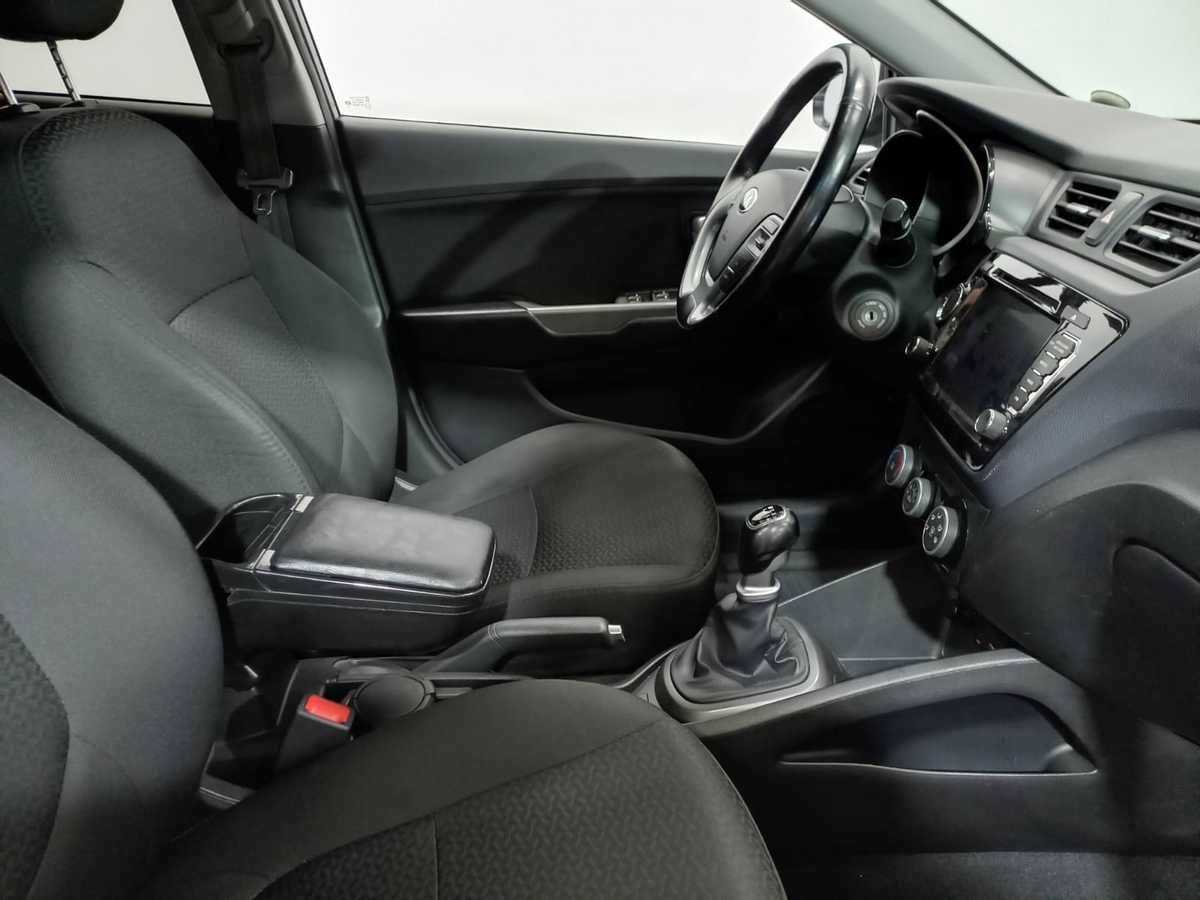 Kia Rio 2016 года с пробегом. Фото: #9