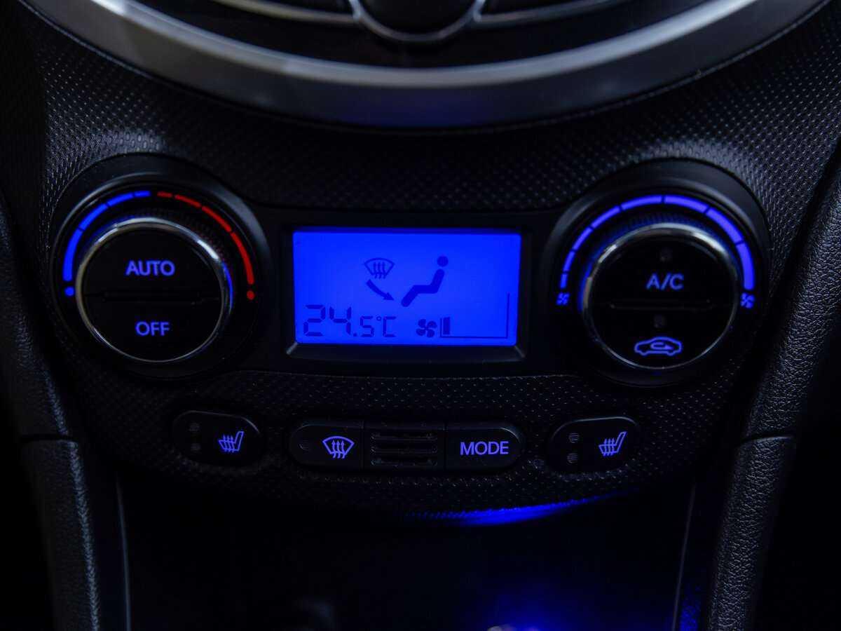 Hyundai Solaris 2012 года с пробегом. Фото: #16