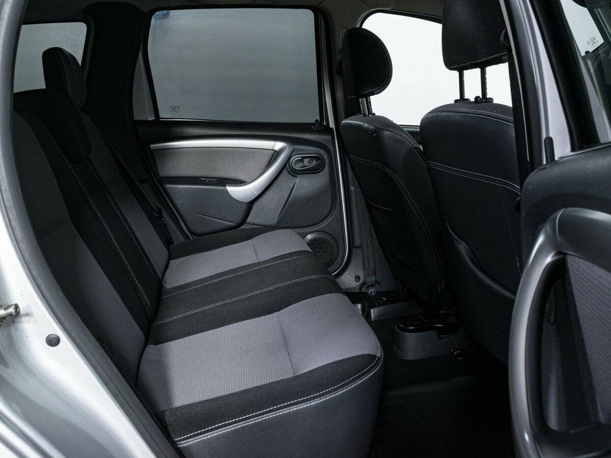 Renault Duster 2013 года с пробегом. Фото: #8