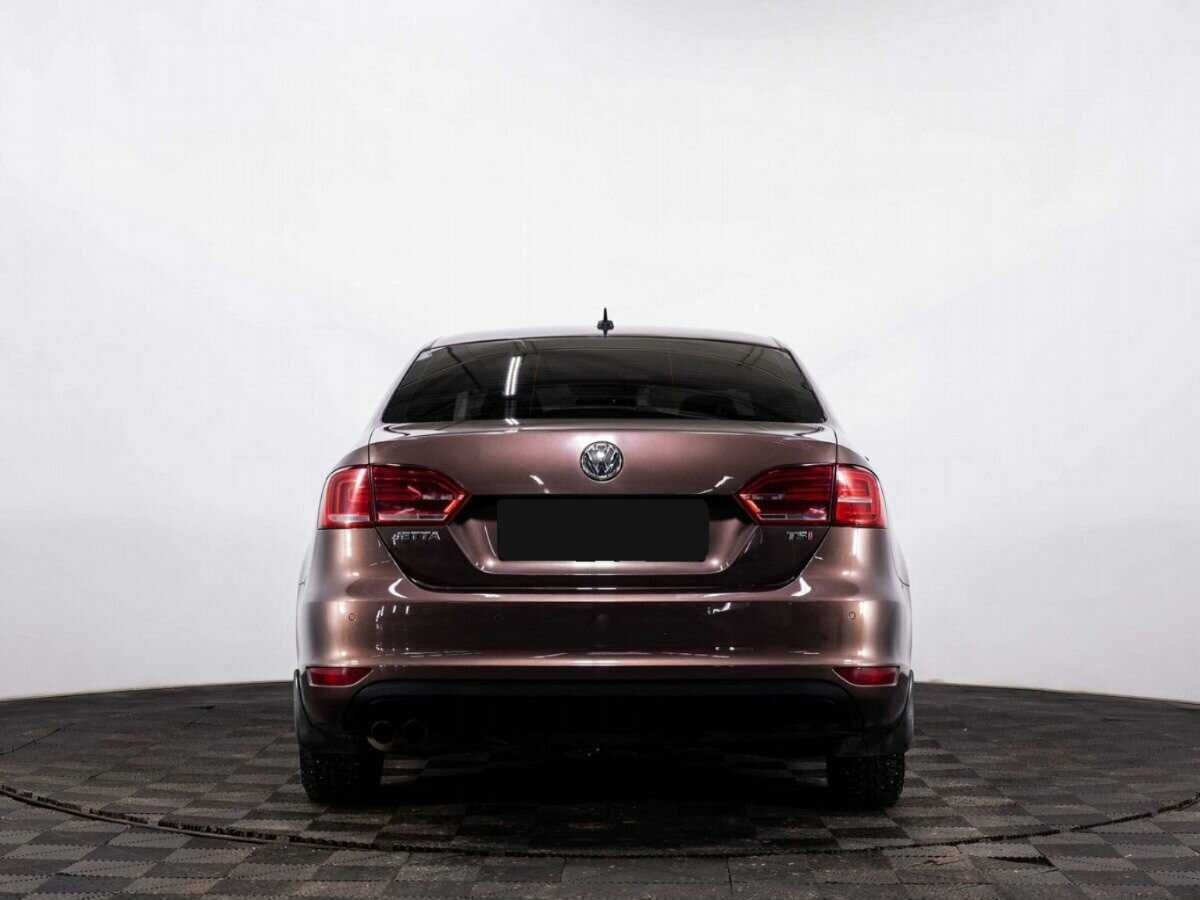 Volkswagen Jetta 2014 года с пробегом. Фото: #4