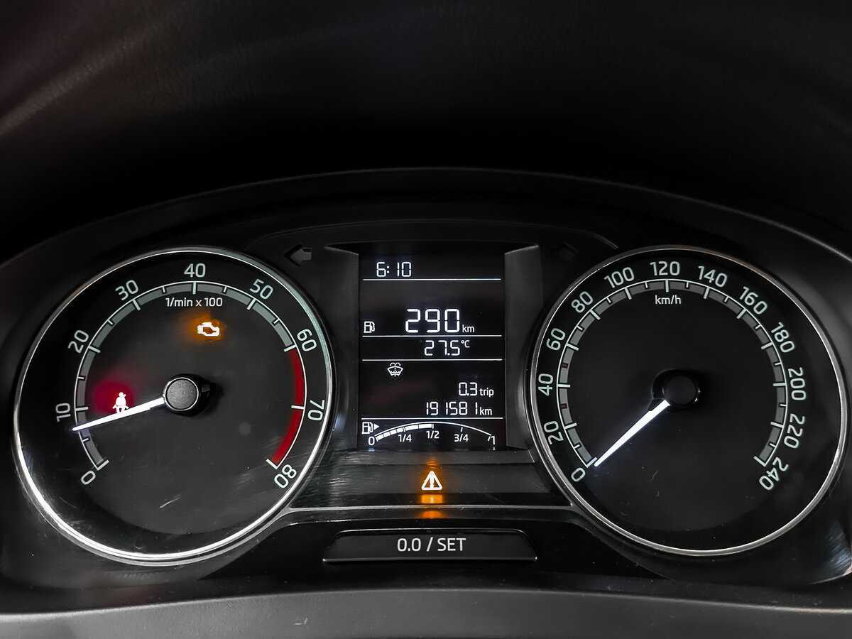 Skoda Rapid 2017 года с пробегом. Фото: #15