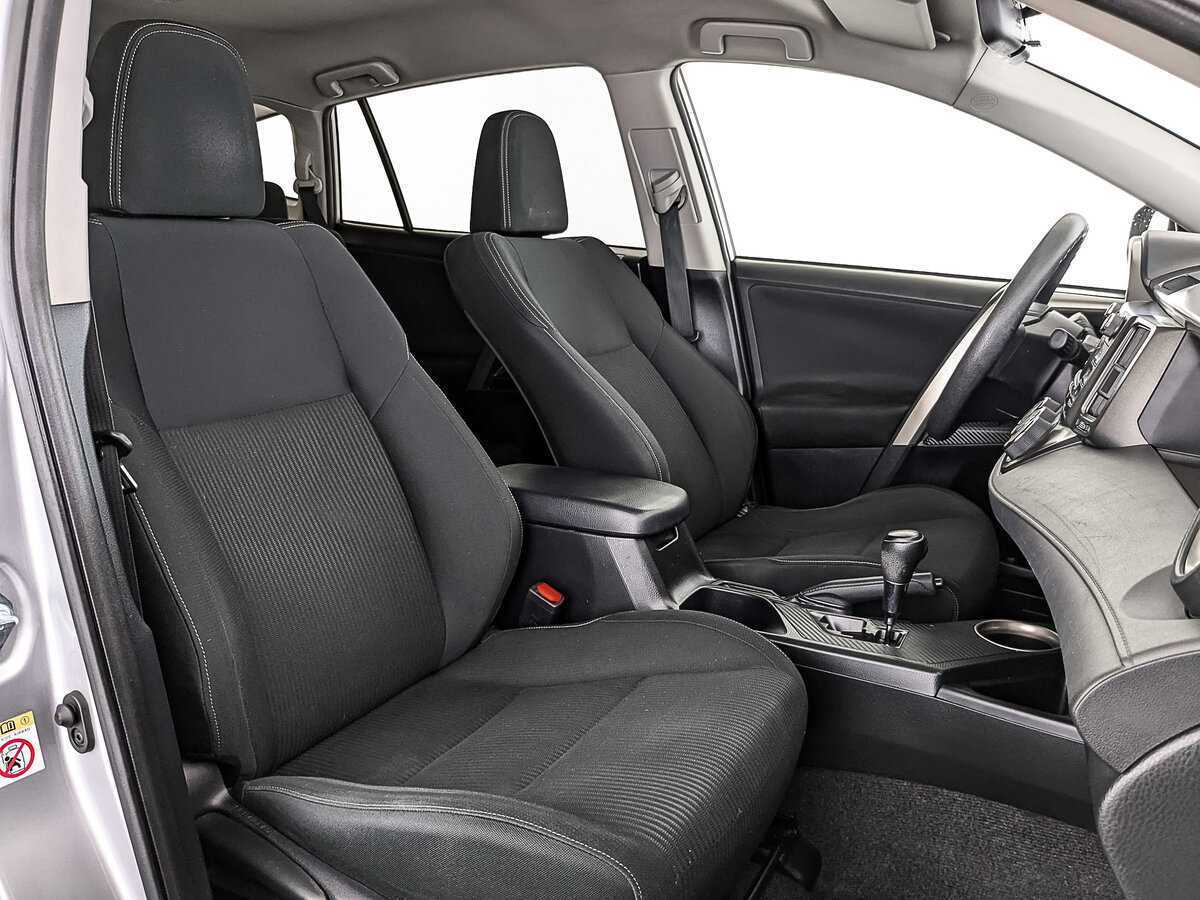 Toyota RAV4 2013 года с пробегом. Фото: #22