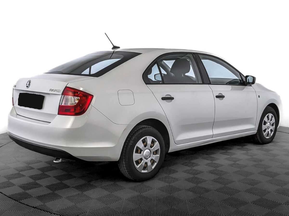 Skoda Rapid 2017 года с пробегом. Фото: #4