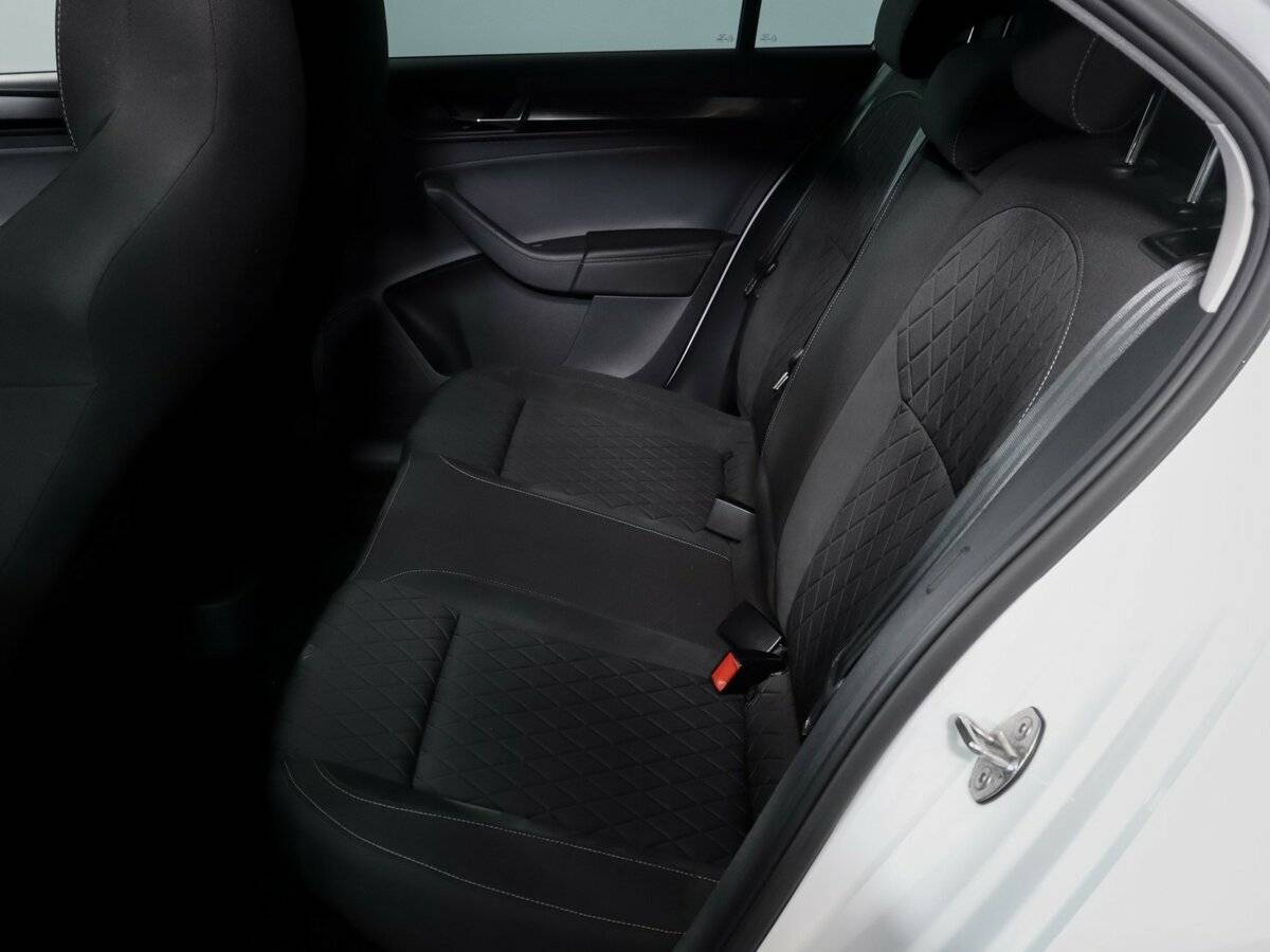 Skoda Rapid 2021 года с пробегом. Фото: #7