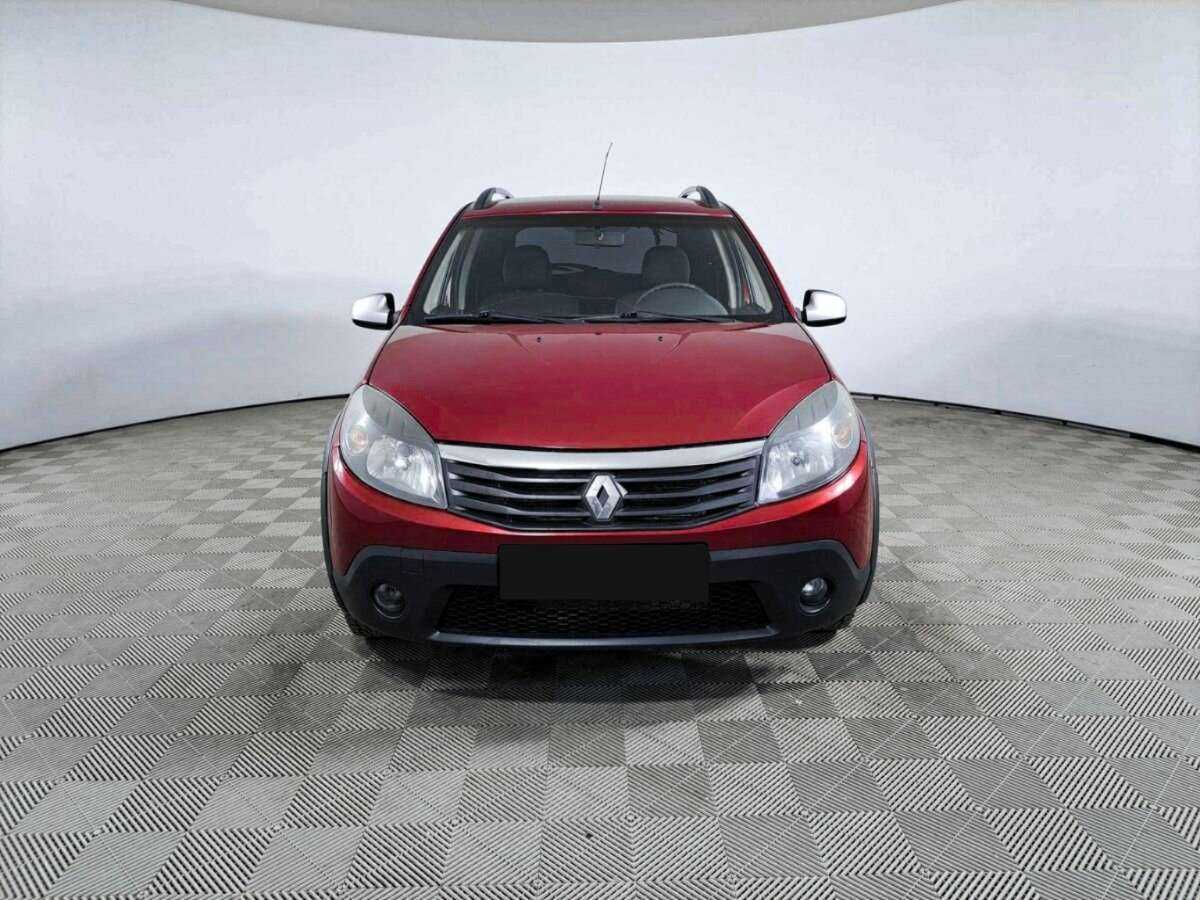Renault Sandero 2012 года с пробегом. Фото: #1
