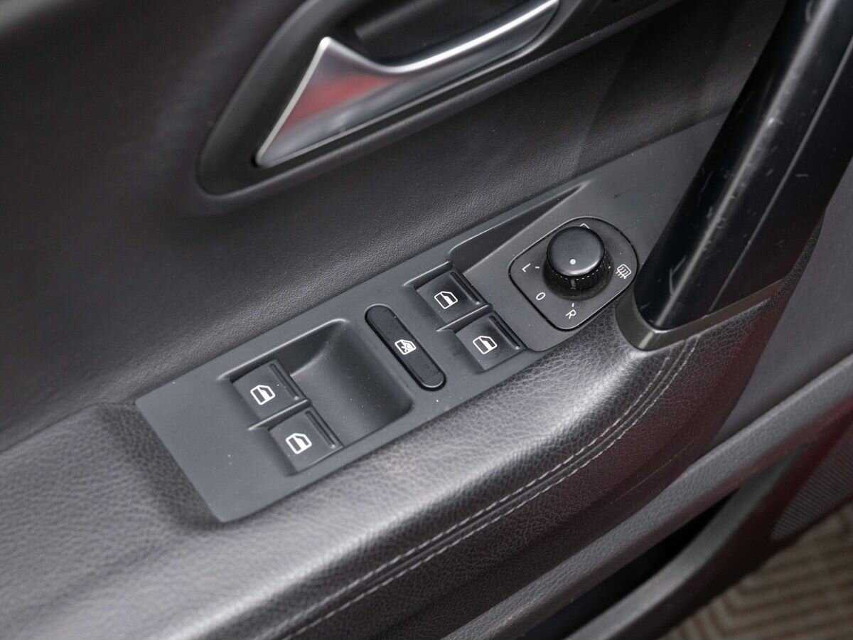 Volkswagen Passat CC 2014 года с пробегом. Фото: #23