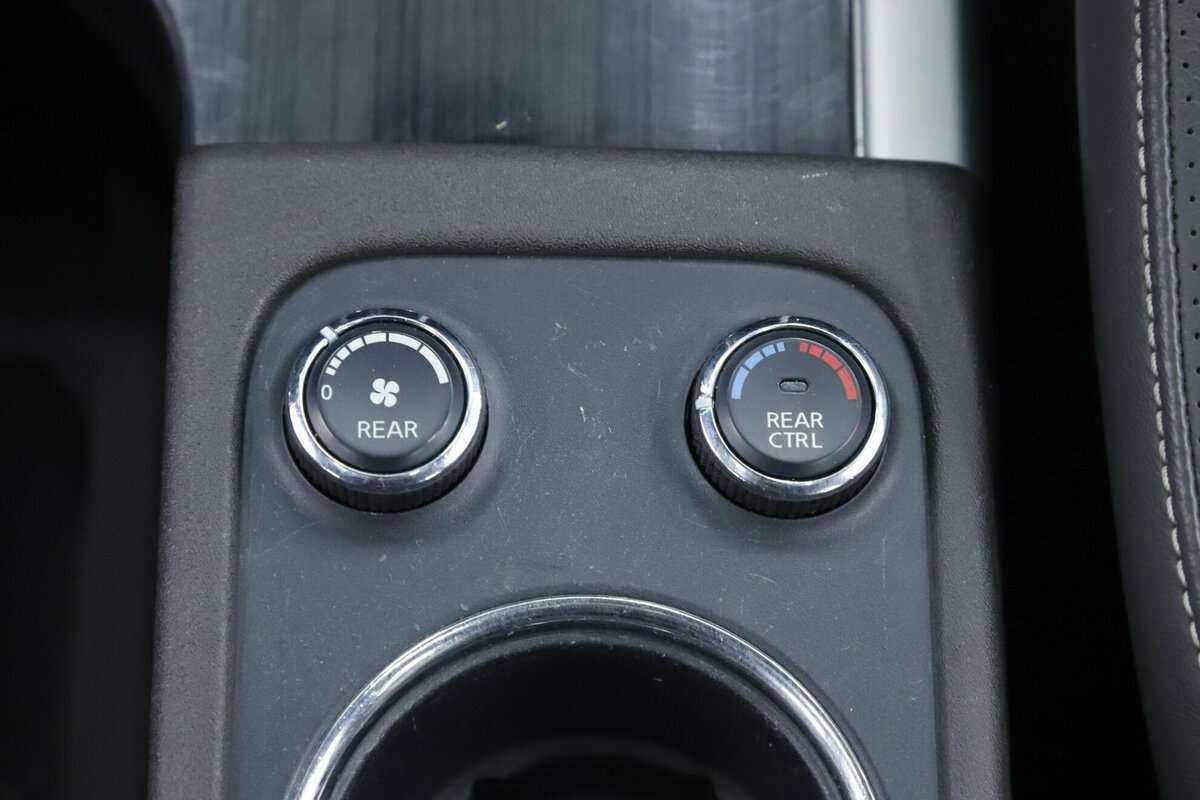 Nissan Pathfinder 2014 года с пробегом. Фото: #16