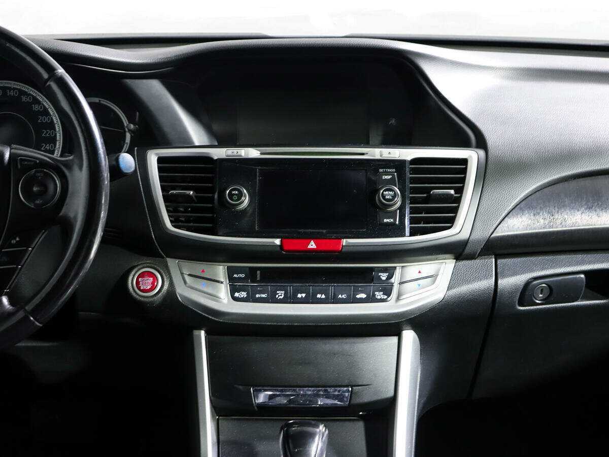 Honda Accord 2013 года с пробегом. Фото: #10