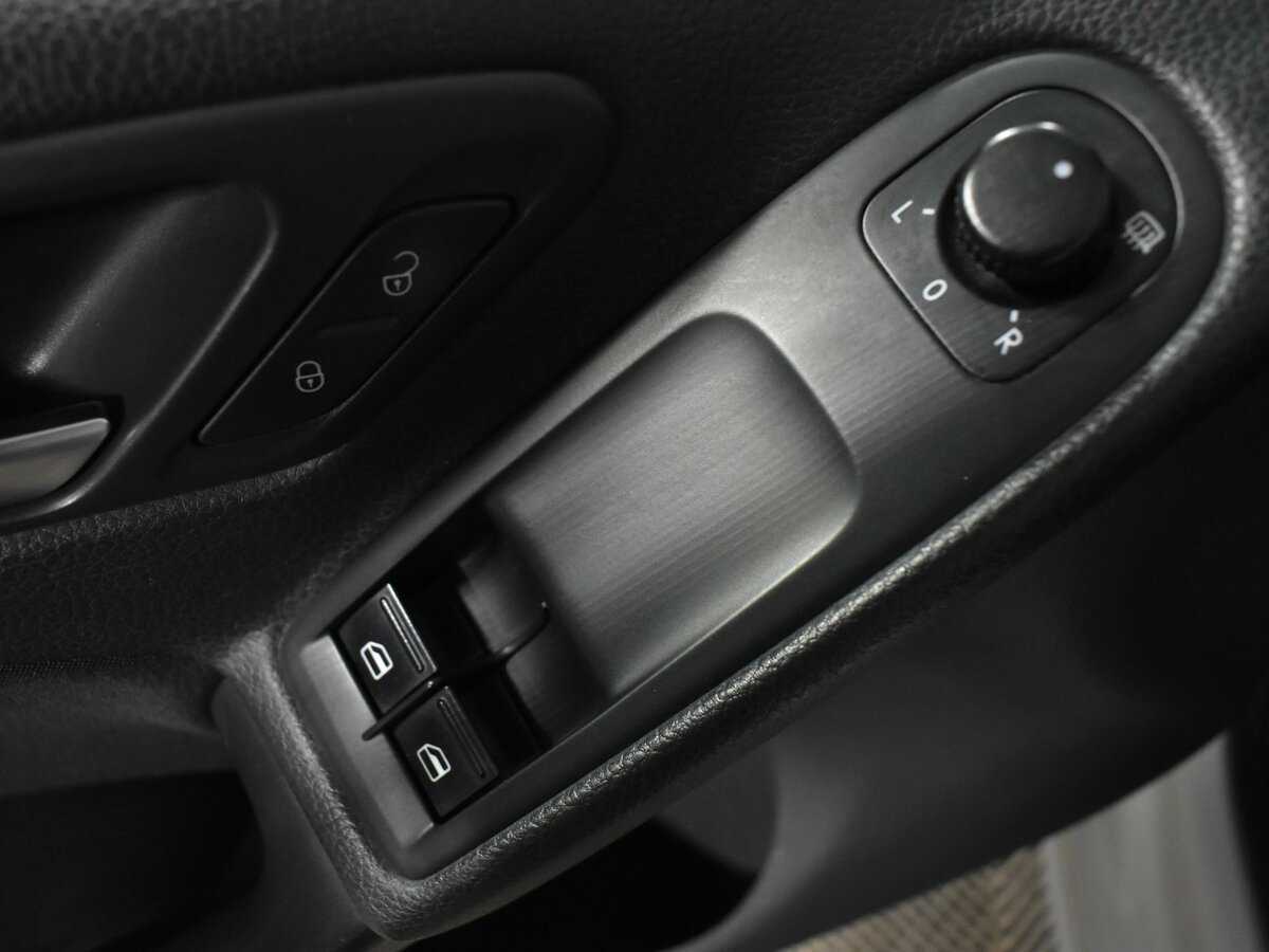 Volkswagen Golf 2012 года с пробегом. Фото: #12