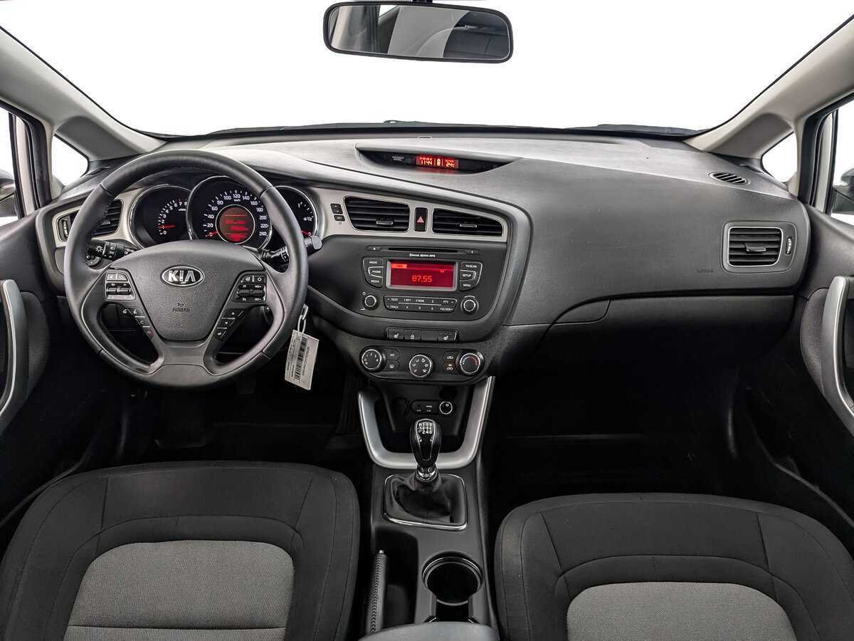 Kia Ceed 2015 года с пробегом. Фото: #9