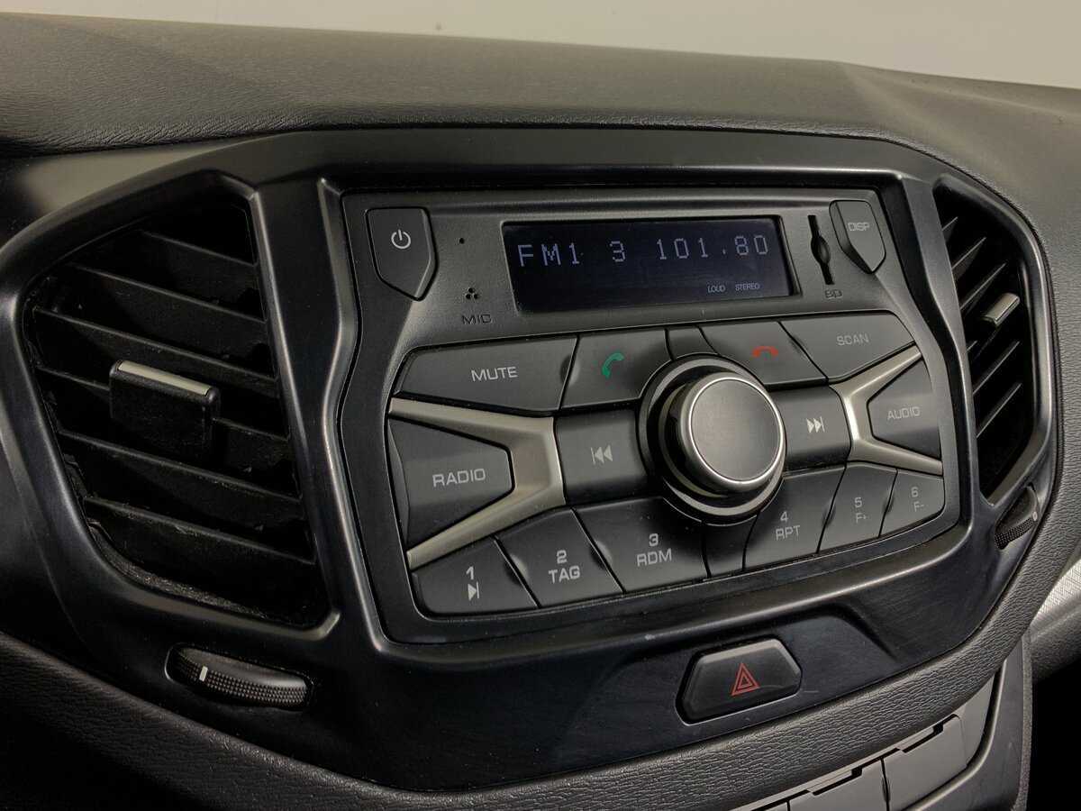 Lada (ВАЗ) Vesta 2021 года с пробегом. Фото: #15