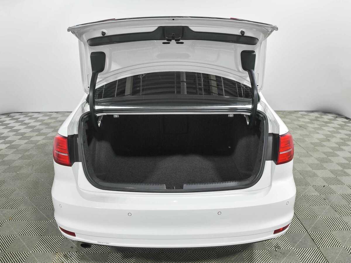 Volkswagen Jetta 2016 года с пробегом. Фото: #14