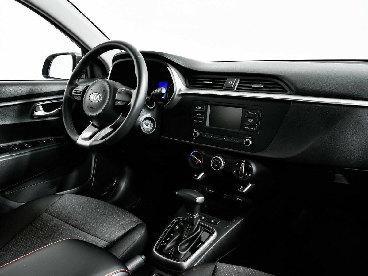 Kia Rio 2021 года с пробегом. Фото: #7