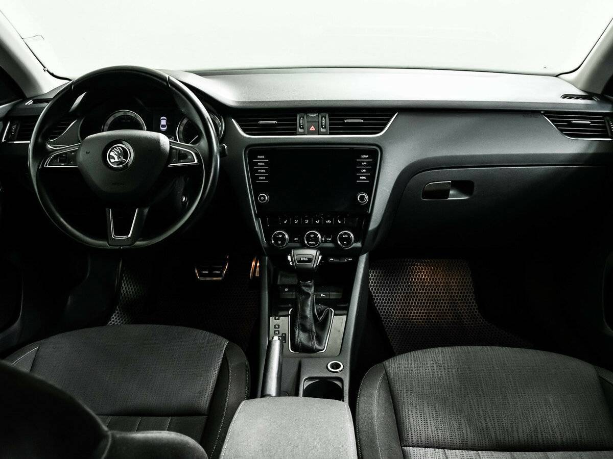 Skoda Octavia 2017 года с пробегом. Фото: #10