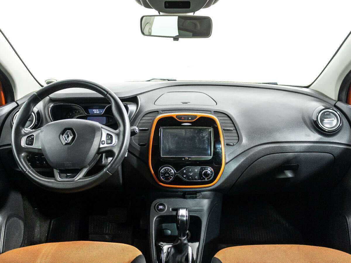 Renault Kaptur 2016 года с пробегом. Фото: #12