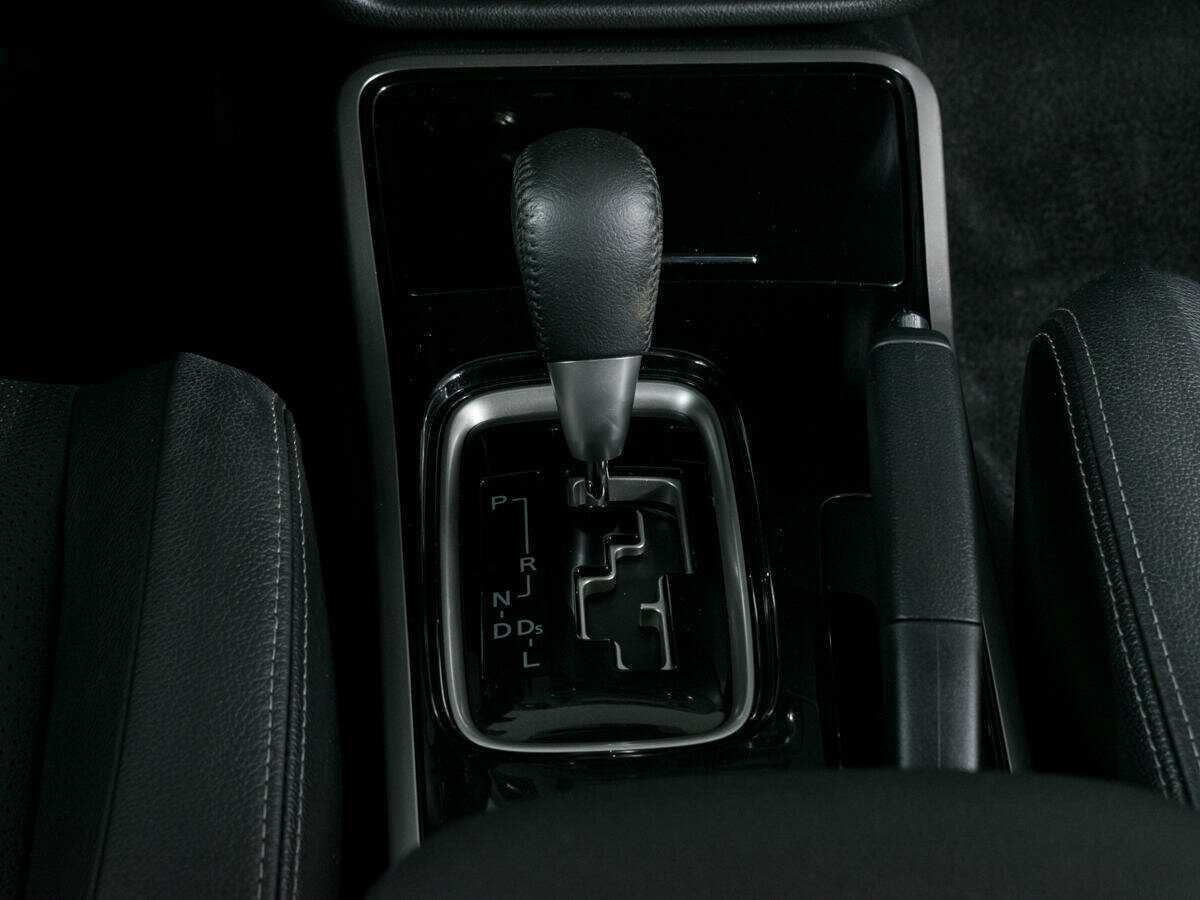 Mitsubishi Outlander 2017 года с пробегом. Фото: #13