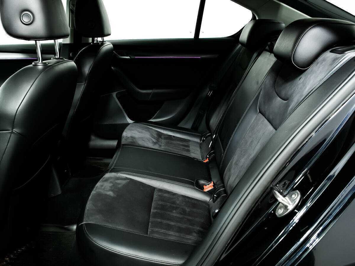 Skoda Octavia 2017 года с пробегом. Фото: #11