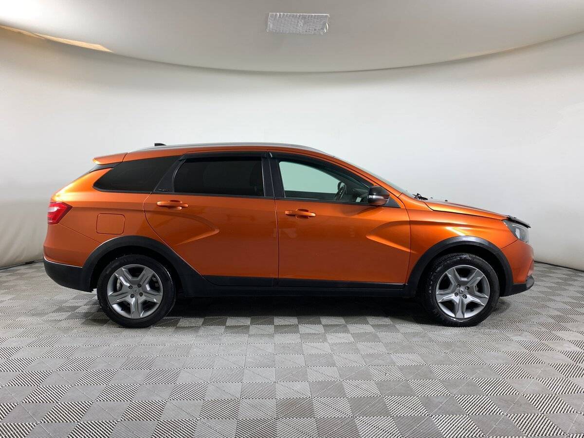 Lada (ВАЗ) Vesta 2021 года с пробегом. Фото: #3