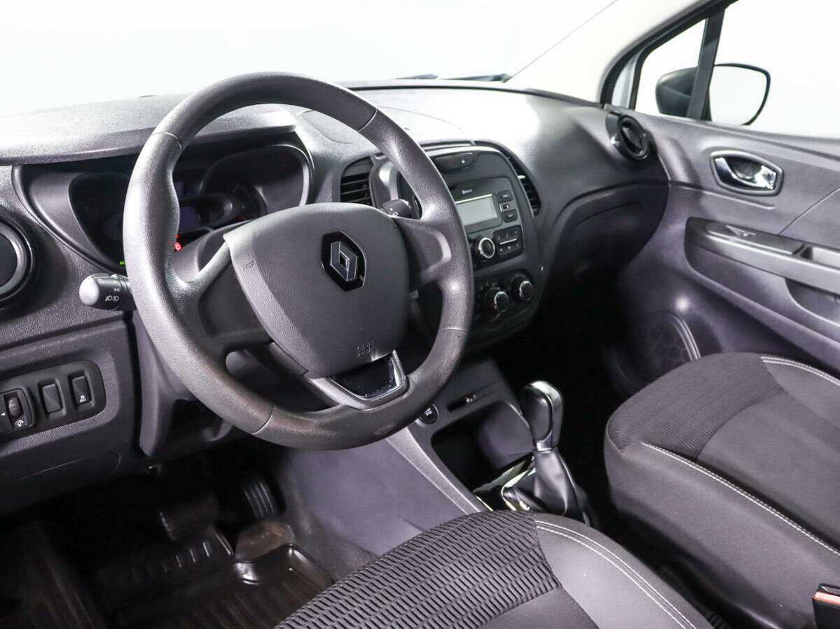 Renault Kaptur 2018 года с пробегом. Фото: #10