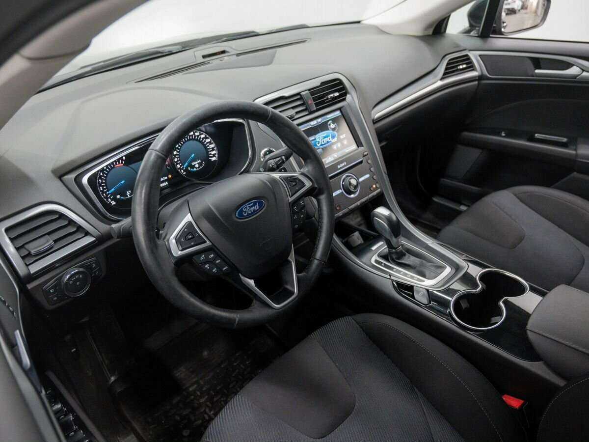 Ford Mondeo 2015 года с пробегом. Фото: #16