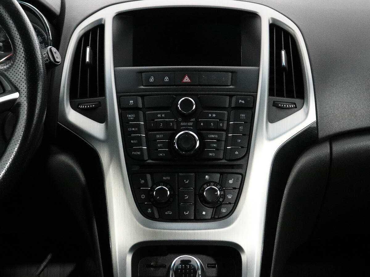 Opel Astra 2012 года с пробегом. Фото: #13